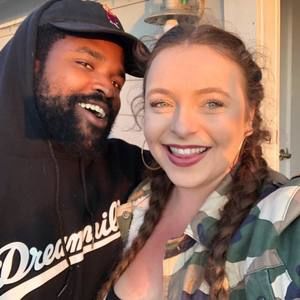 Meet your Posher, Laurel